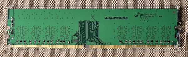 SDRAM(DDR4-3200) 16GB
